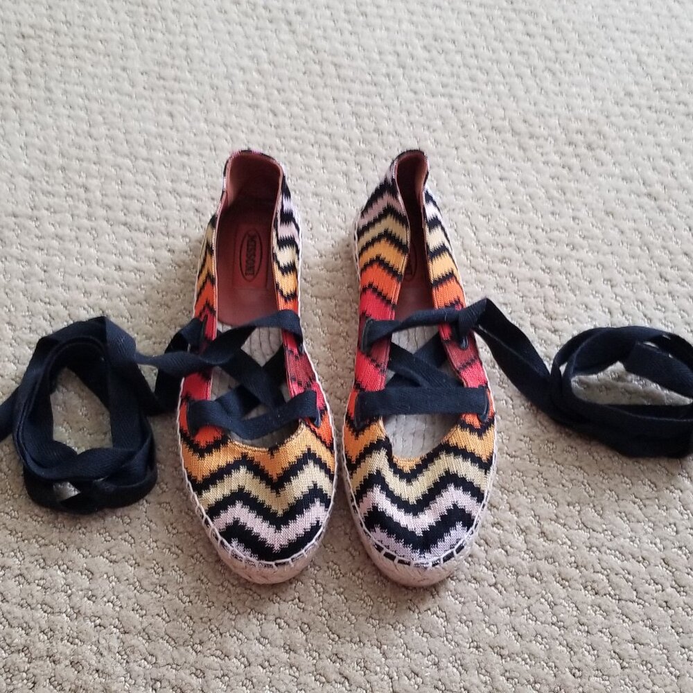 **NEW** Missoni Chevron Wrap Around Espadrille Size 7